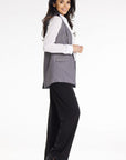 Gilet model 195852 awama