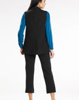 Gilet model 195853 awama