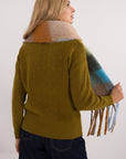 Shawl model 200279 AT