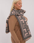 Shawl model 200540 AT
