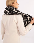 Shawl model 205965 AT