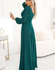 Long dress model 210098 Numoco