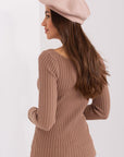 Baret AT