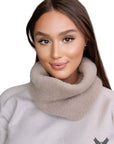  Infinity Scarf model 205433 Kamea 